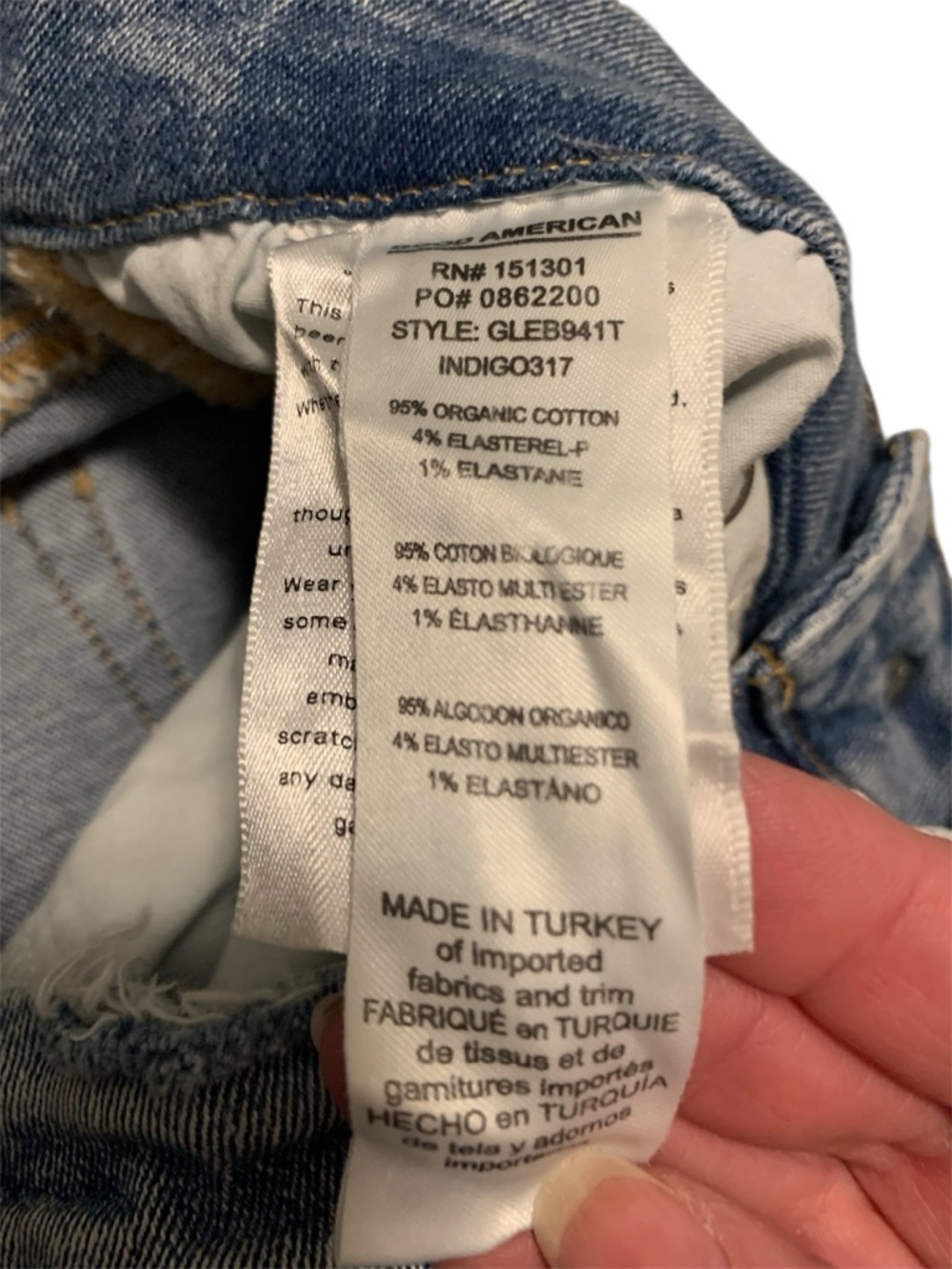 Good American Light Wash Skinny Jeans - Picture 8 of 8